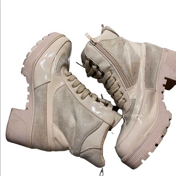 Womens Ankle boots chunky heel lace up combat boots size 5.5  nude - Picture 3 of 8